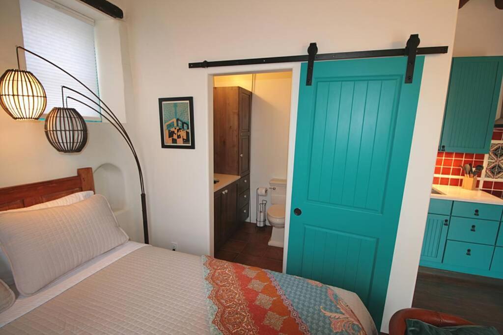 Closson Studio - Stylish - Near Plaza - Queen Bed Санта-Фе Екстер'єр фото
